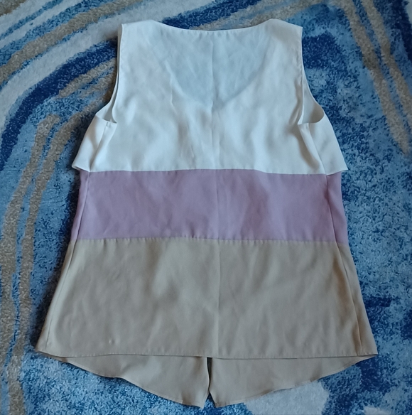 Ann Taylor Petite Tiered Ruffled Blouse💜✨️ - Picture 2 of 8